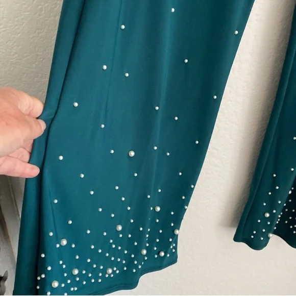 Three piece bundle. Two pair pants one skirt Size M. NWOT - Picture 5 of 8